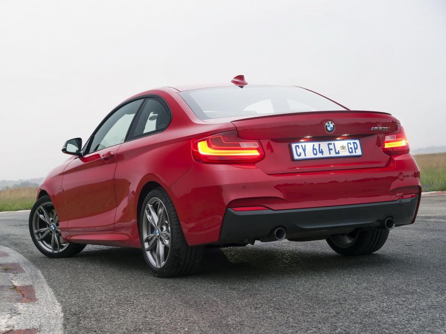 BMW M235i Coupe 2014 года  (ZA) (фото 9 из 30)